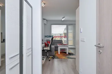 Na predaj 1-izbový byt, 34 m², Bratislava-Ružinov, Bajkalská