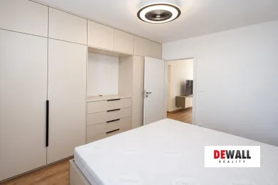 Na prenájom 3-izbový byt, 75 m², Bratislava-Podunajské Biskupice
