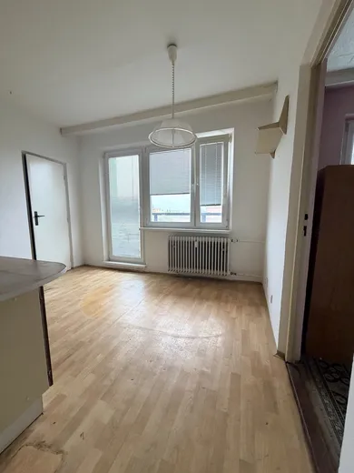 Na predaj 2-izbový byt, 60 m², Žilina, Martinská