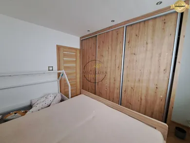 Na predaj 3-izbový byt, 74 m², Šaľa, Hollého