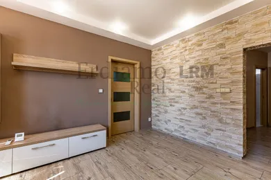 Na predaj 3-izbový byt, 65 m², Kapušany, Vranovská