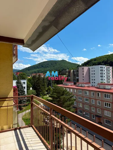 Na predaj 2-izbový byt, 47 m², Trenčianske Teplice, Štvrť SNP