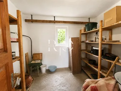 Na predaj 2-izbový dom, 150 m², Detva, -