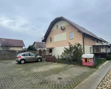 Mieszkania na wynajem, 2-pokojowe, Bratislava-Ružinov · €850