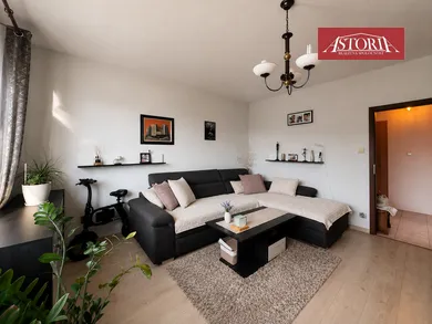 Квартири на продаж, 3-кімнатні, Martin · €143 500