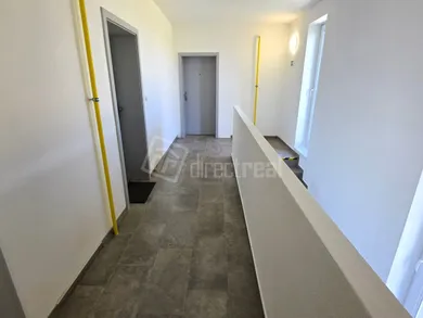 Na predaj 3-izbový byt, 64 m², Dlhá nad Váhom