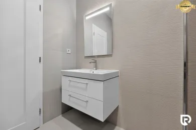 Na predaj 1-izbový byt, 33 m², Trenčín, Legionárska