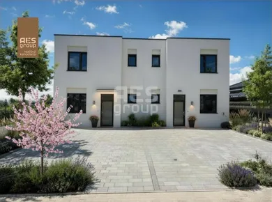 Domy na sprzedaż, 4-pokojowe, Modra · €269 000