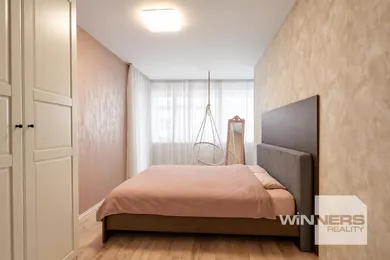 Na predaj 4-izbový byt, 167 m², Bratislava-Staré Mesto, Zámocká