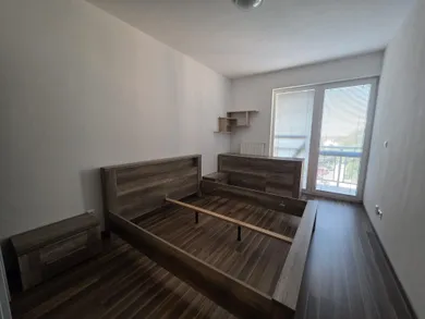 Na predaj 2-izbový byt, 50 m², Pezinok