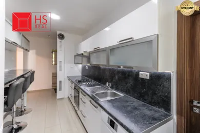 Na prenájom 3-izbový byt, 78 m², Nové Zámky, Novomestská
