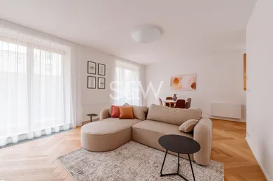 Byty na prenájom 2-izbový, Bratislava-Staré Mesto · €1 250