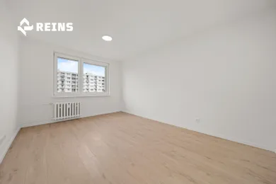Na predaj 3-izbový byt, 64 m², Bratislava-Ružinov, Muškátová