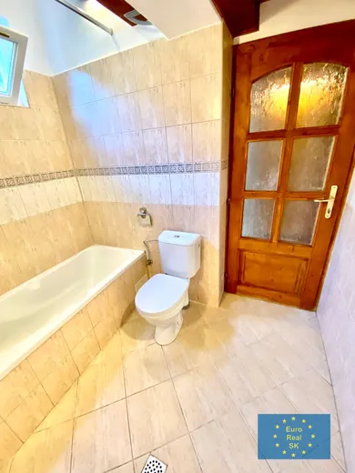 Na prenájom 1-izbový byt, 40 m², Košice-Staré Mesto, Kováčska