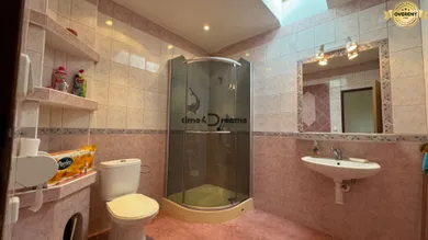 Na predaj objekt, 66 m², Komjatice