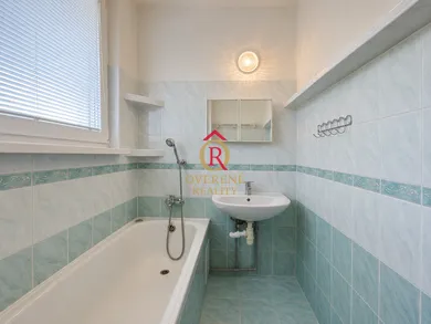 Na prenájom 2-izbový byt, 50 m², Slovenská Ľupča, Za Nožiarňou