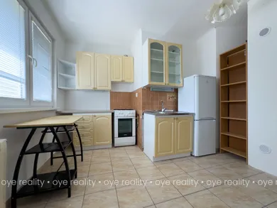 Na predaj 1-izbový byt, 23 m², Komárno, Košická ul.