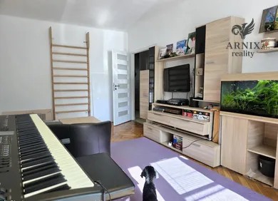 Na predaj 4-izbový byt, 81 m², Levice, Ul. kpt. J. Nálepku