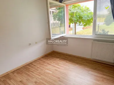 Na predaj 1-izbový byt, 17 m², Nováky