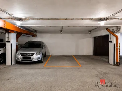 Obiekty na sprzedaż, Bratislava-Staré Mesto · €38 000