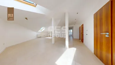 Mieszkania na sprzedaż, 3-pokojowe, Bratislava-Záhorská Bystrica · €249 000