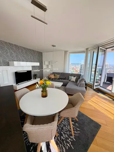 Kiadó lakások, 3-szobás, Bratislava-Staré Mesto · €2150