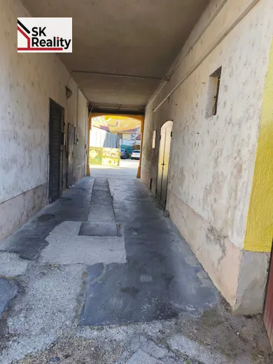 Na predaj objekt, 405 m², Komárno, Jókaiho ul.
