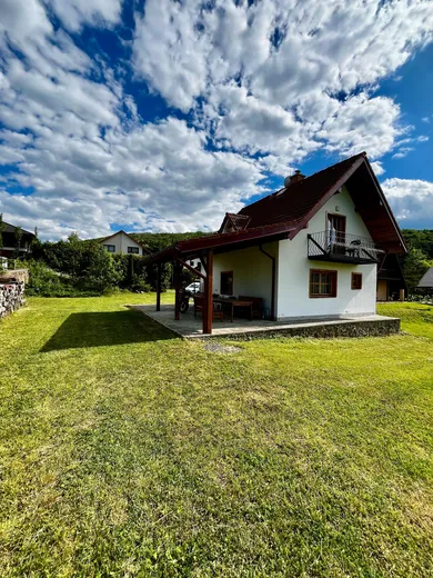 Na predaj rekreačný dom, 65 m², Kvakovce, Na hôrke