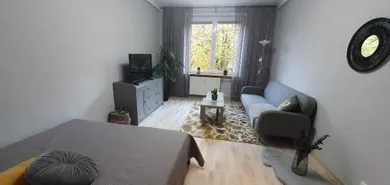 Na prenájom 1-izbový byt, 40 m², Banská Bystrica, 29. augusta