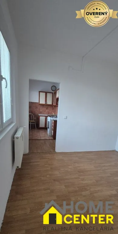 Na predaj 1-izbový byt, 28 m², Komárno, Košická