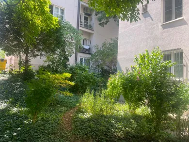 Na predaj 2-izbový byt, 54 m², Bratislava-Staré Mesto, Koreničova
