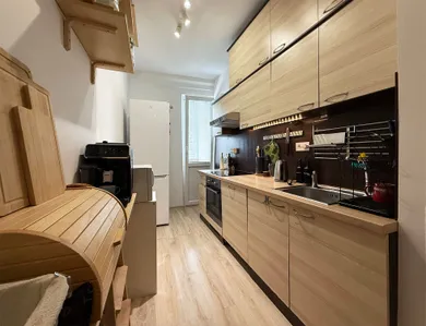 Na prenájom 3-izbový byt, 74 m², Bratislava-Ružinov, Kozmonautická