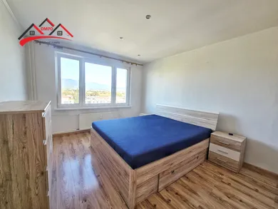 Na prenájom 2-izbový byt, 61 m², Prievidza, J. Murgaša