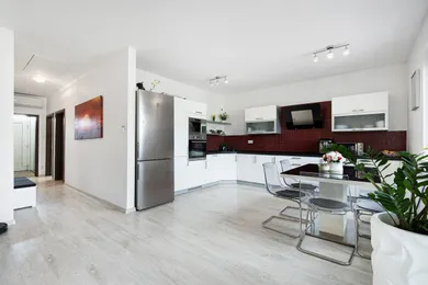 Na predaj dom, 109 m², Malinovo, Broskyňová