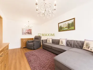 Na predaj 4-izbový byt, 79 m², Šamorín, Mliečňanská