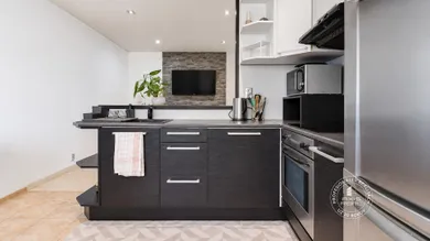 Na prenájom 2-izbový byt, 48 m², Bratislava-Dúbravka, Beňovského