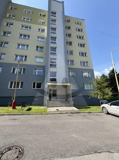 Na prenájom 2-izbový byt, 50 m², Ružomberok, Veterná