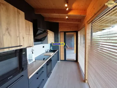 Na predaj 3-izbový dom, 198 m², Liptovský Mikuláš, Bobrovník