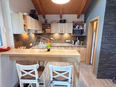 Na predaj dom, 161 m², Svätý Kríž