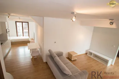 Na prenájom 3-izbový byt, 87 m², Košice-Staré Mesto, Mäsiarska