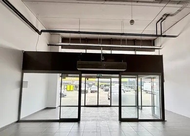 Komerčné priestory na prenájom, Bratislava-Ružinov · €9 780