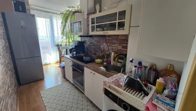 Na predaj 2-izbový byt, 59 m², Želiezovce, Hronská