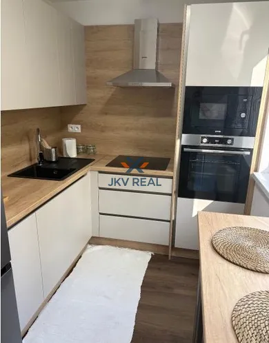 Na prenájom 1-izbový byt, 36 m², Spišská Nová Ves, brezova