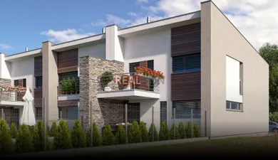 Na predaj dom, 180 m², Nové Zámky, Hlavné Námestie