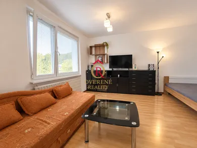 Mieszkania na sprzedaż, 1-pokojowe, Banská Bystrica · €125 000