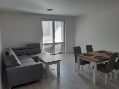 Na prenájom 3-izbový byt, Ružomberok, Bystrická cesta