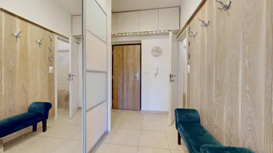 Na predaj 4-izbový byt, 91 m², Bratislava-Karlova Ves, Adámiho