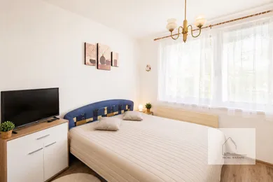 Na predaj 3-izbový byt, 74 m², Vráble