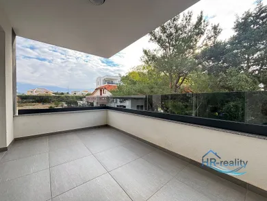 Na predaj 3-izbový byt, 59 m²