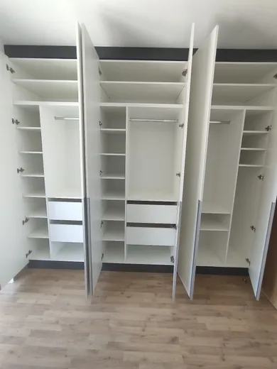 Na prenájom 2-izbový byt, 43 m², Bratislava-Petržalka, Fialová